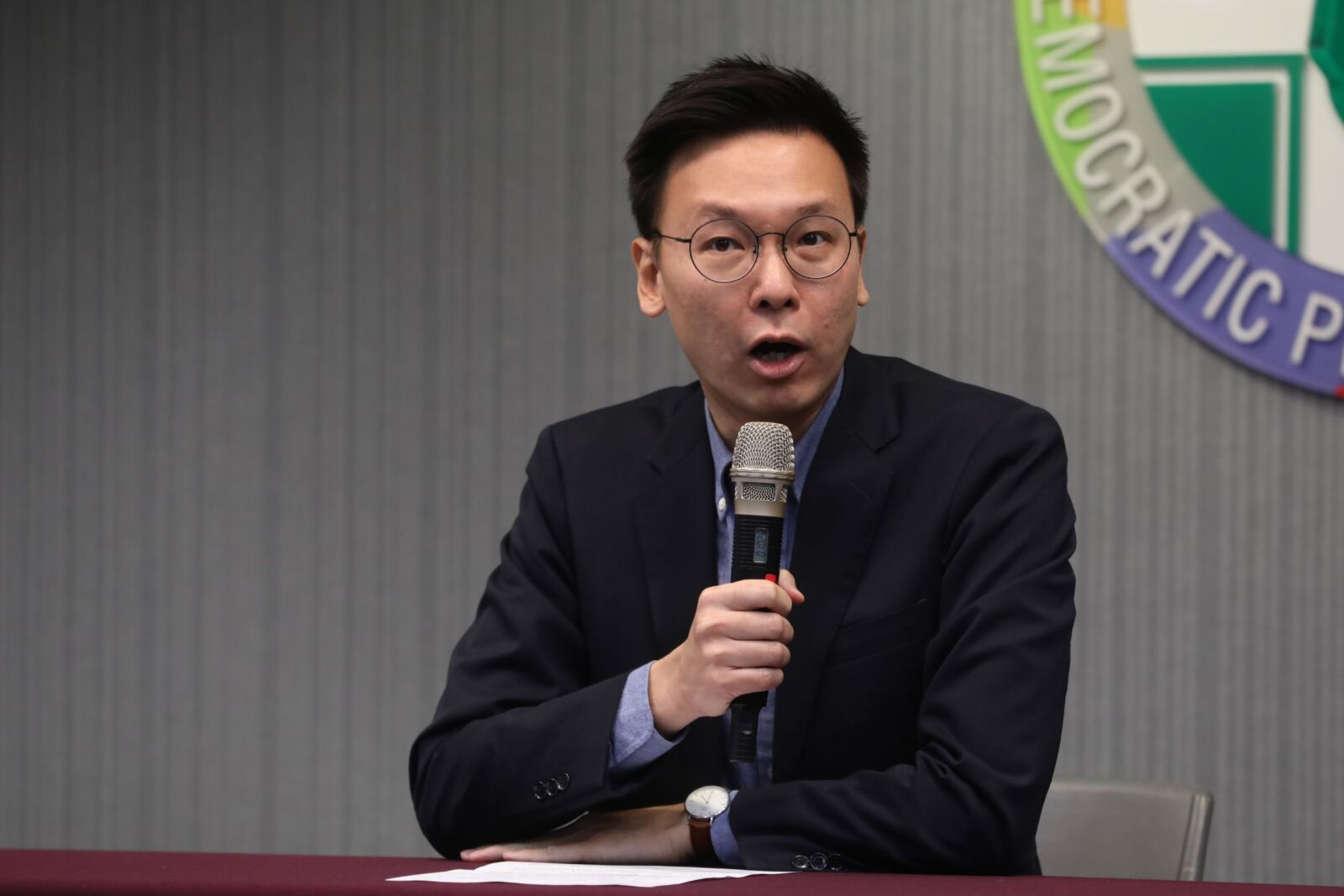 全民安全指引比照瑞典、法國家戶普發　...