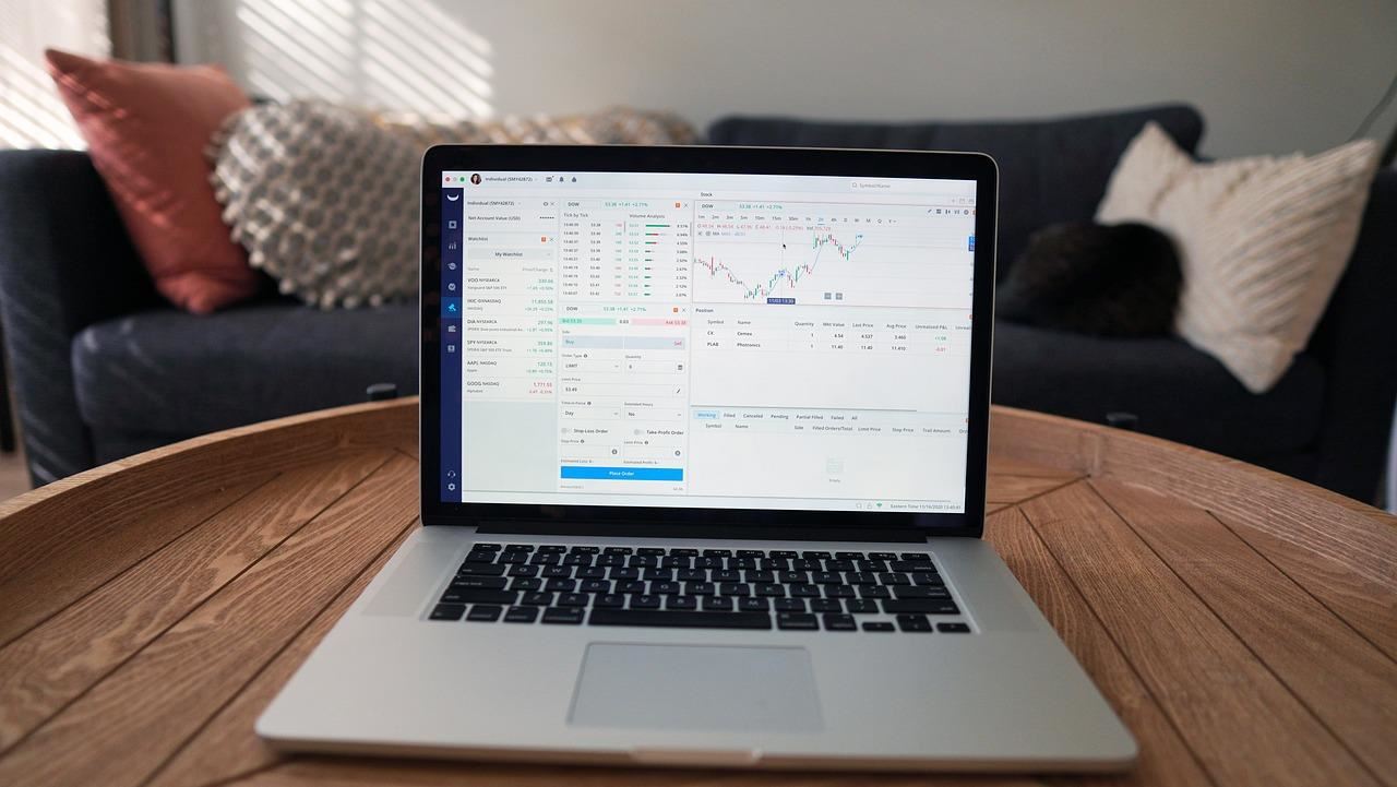 台股盤前／聯準會降息預期升溫！美股反攻台股有救了　下週有望紅盤開出