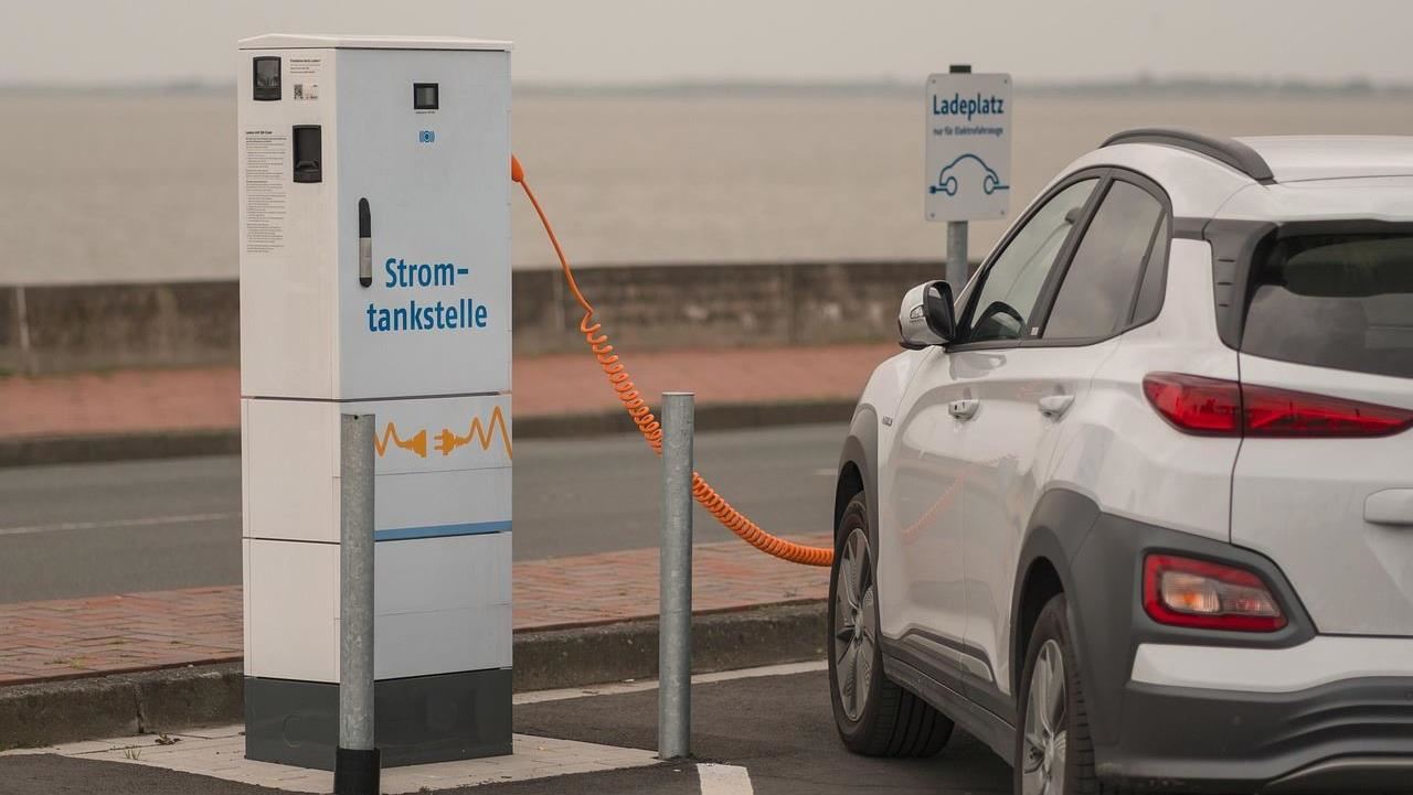 2026汽車產業進入「選股淘汰賽」　3檔個股成焦點