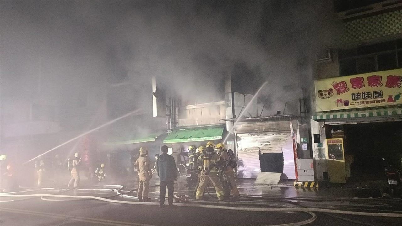 快訊／台南新營民宅起火！「延燒3房」...