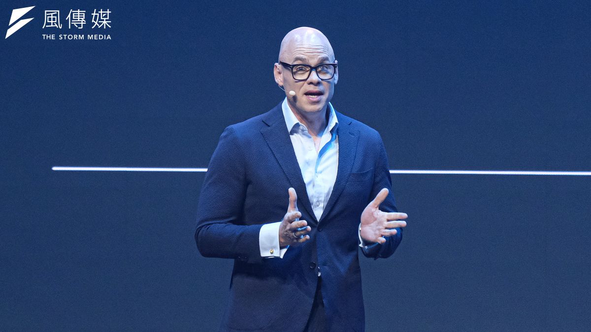 鴻海科技日》攜手IBM，從混合雲、AI到量子運算打造AI Factory新典範