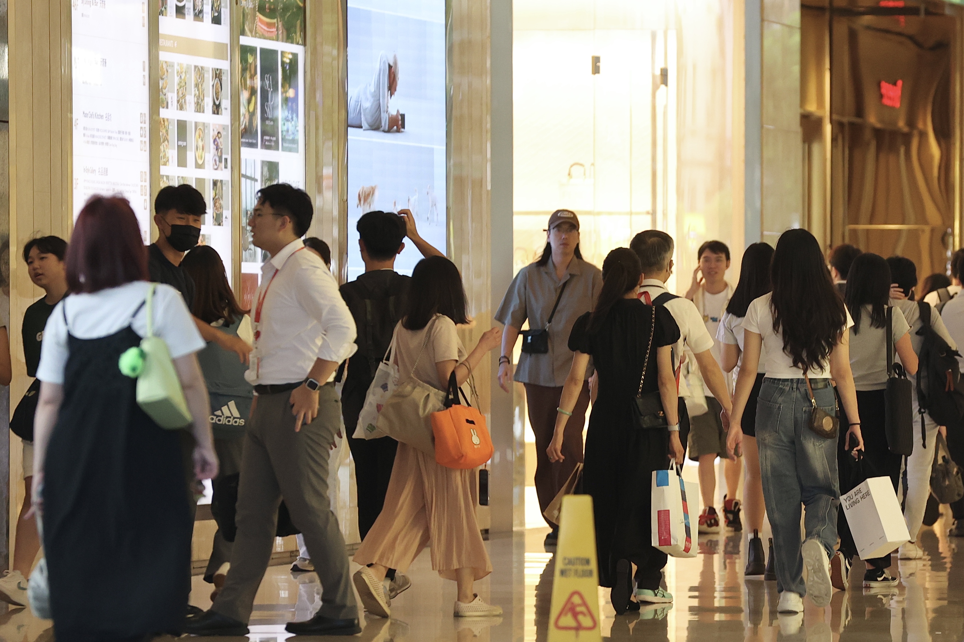 上月景氣亮熱絡紅燈 國發會：小心3黑...