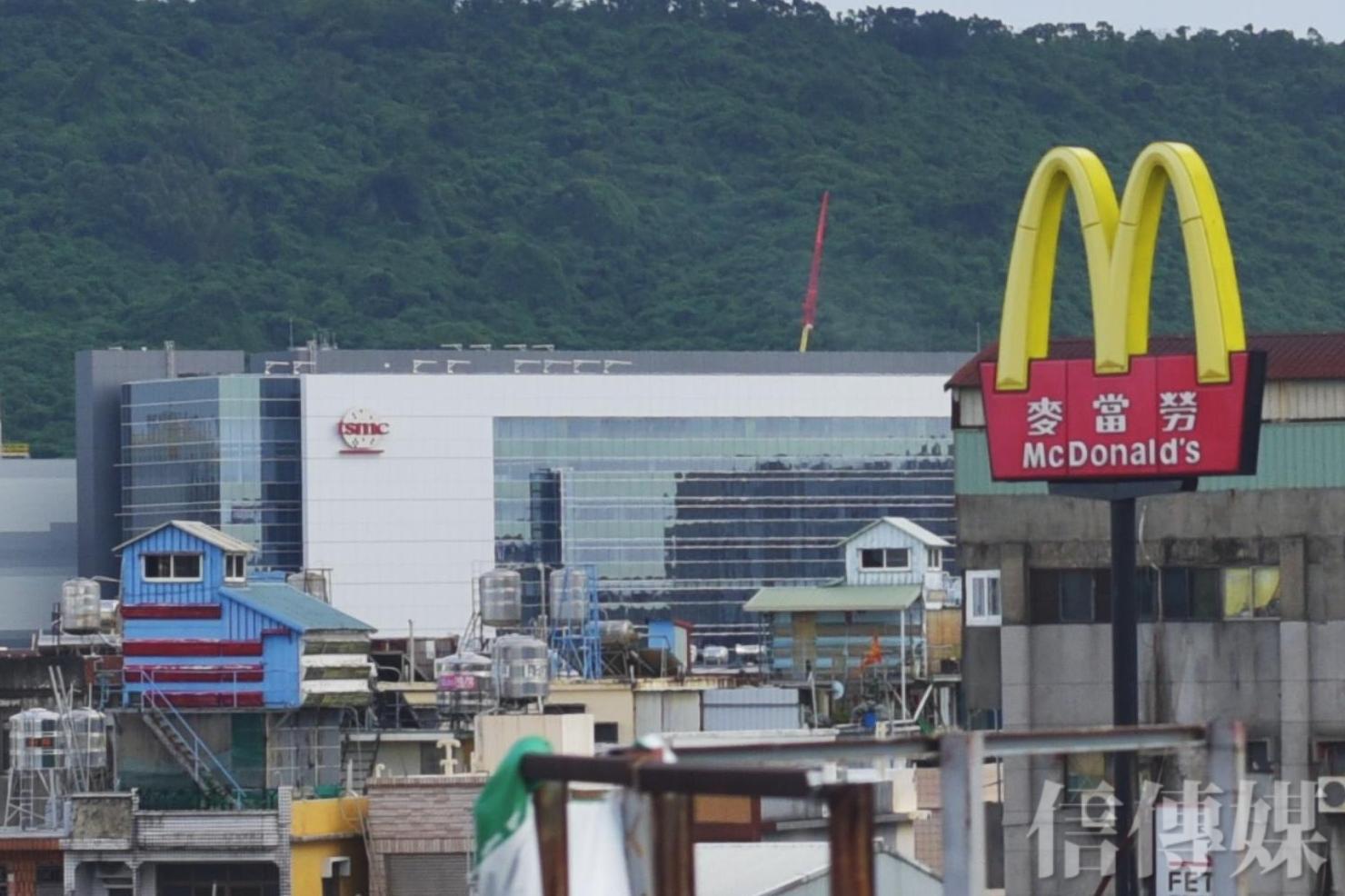 黑色星期五》美股紅翻黑輝達也難救　台...