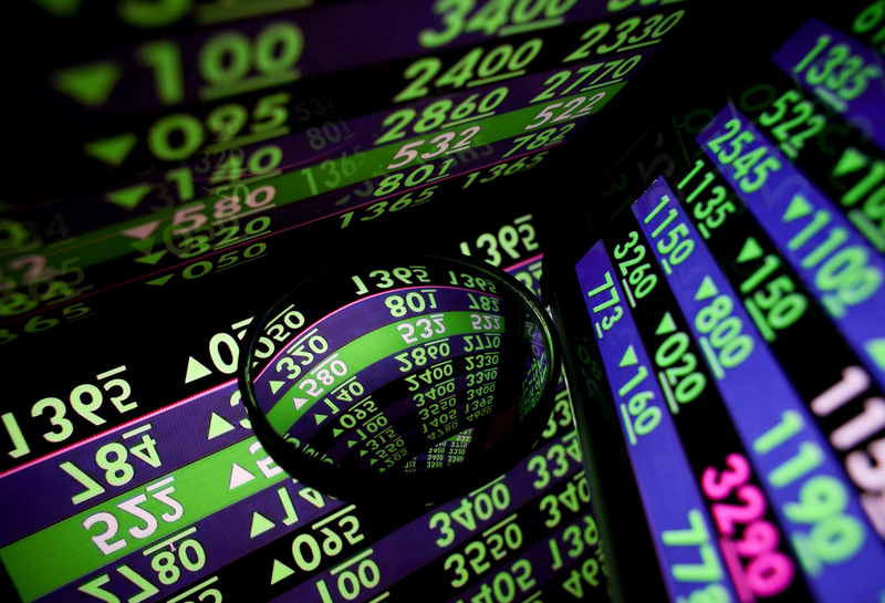 台股盤中大跌890點創波段新低 (圖...