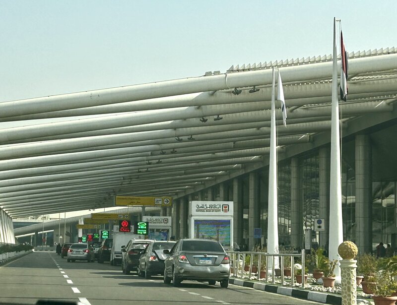開羅國際機場出境大廈 (圖)