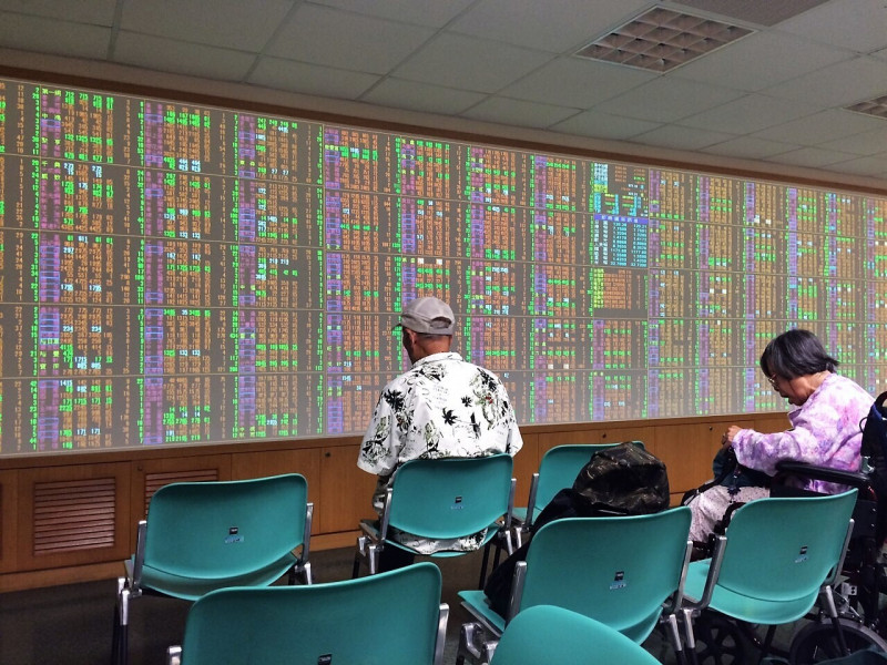 台股今年僅漲14.76％ 亞洲墊底僅排第七名