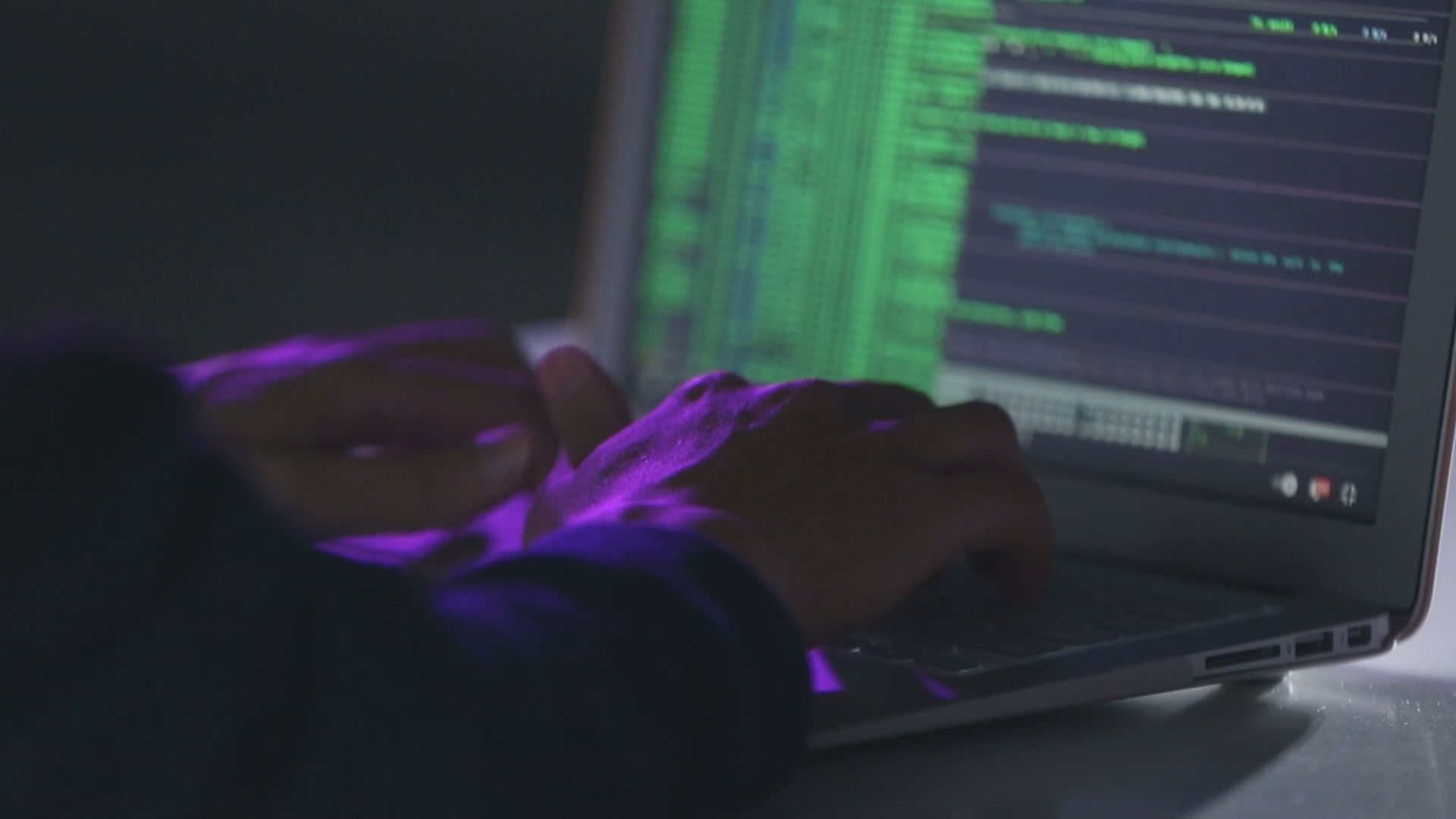 英相施凱爾訪中前夕　傳中國駭入英歷任...