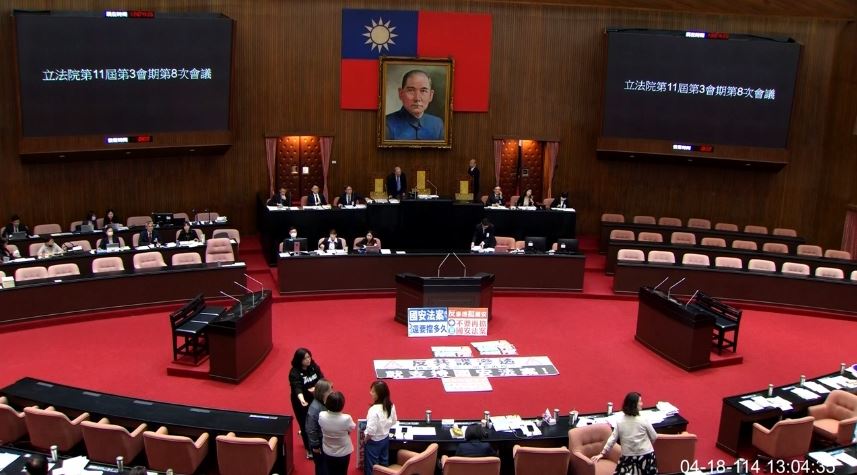 川普拿南韓祭旗！她曝威嚇不識相的人，包括藍白掌控的台灣國會