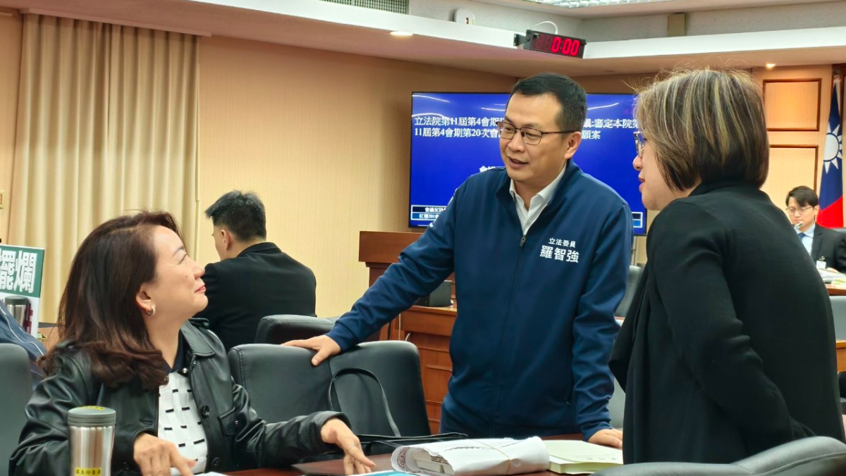 藍白再封殺1.25兆元軍購案　國民黨：支持國防不等於要簽「空白支票」